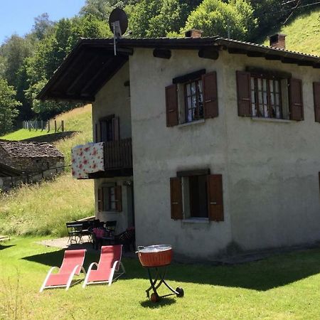 Ferienwohnung Rustico Ai Monti Cadenazzo Kültér fotó